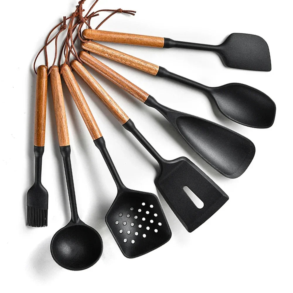 7Pcs Black Silicone Wooden Handle Cooking Tool Non-Stick Kitchen Utensils Silicone Spatula Baking Kitchen Utensils Tool