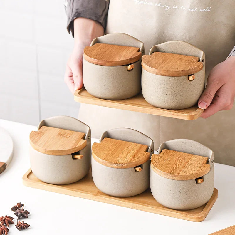 Japanese Style Ceramic Seasoning Jar Bamboo Lid Spice Jar with Spoon Kitchen Sugar Salt Spices Storage Box Household Container