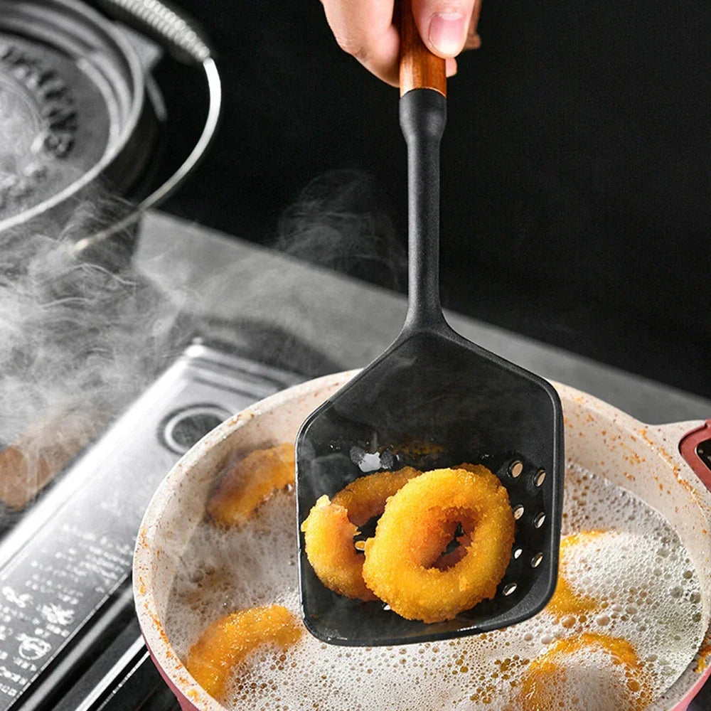 7Pcs Black Silicone Wooden Handle Cooking Tool Non-Stick Kitchen Utensils Silicone Spatula Baking Kitchen Utensils Tool